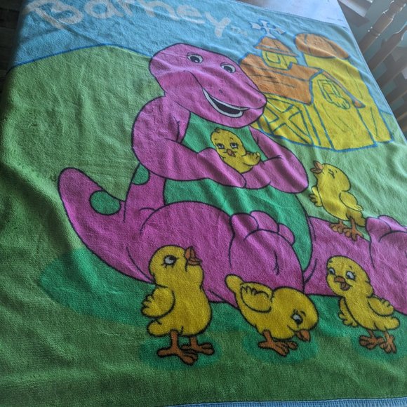 San Marcos Barney Blanket - Picture 14 of 14